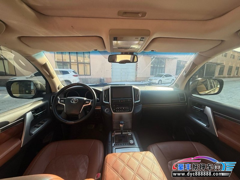 09年丰田兰德酷路泽（陆巡）轿车抵押车出售