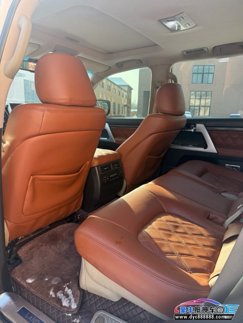 09年丰田兰德酷路泽（陆巡）轿车抵押车出售