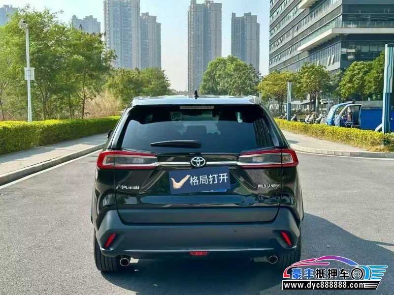 24年丰田威兰达轿车抵押车出售