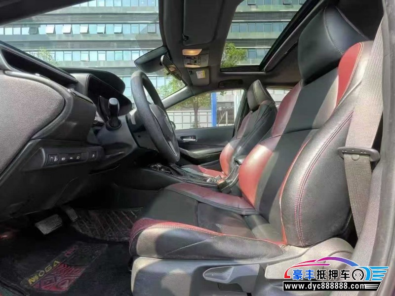 21年丰田雷凌轿车抵押车出售