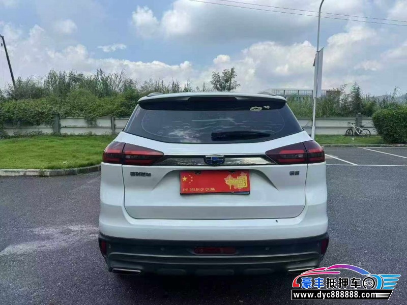 18年吉利博越轿车抵押车出售