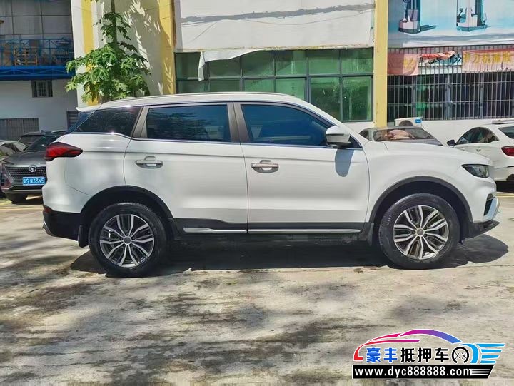 19年吉利博越轿车抵押车出售