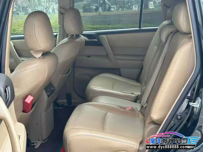 11年丰田汉兰达轿车抵押车出售