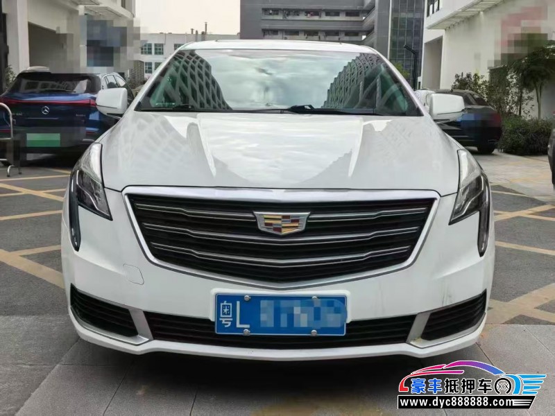抵押车出售18年凯迪拉克XTS轿车