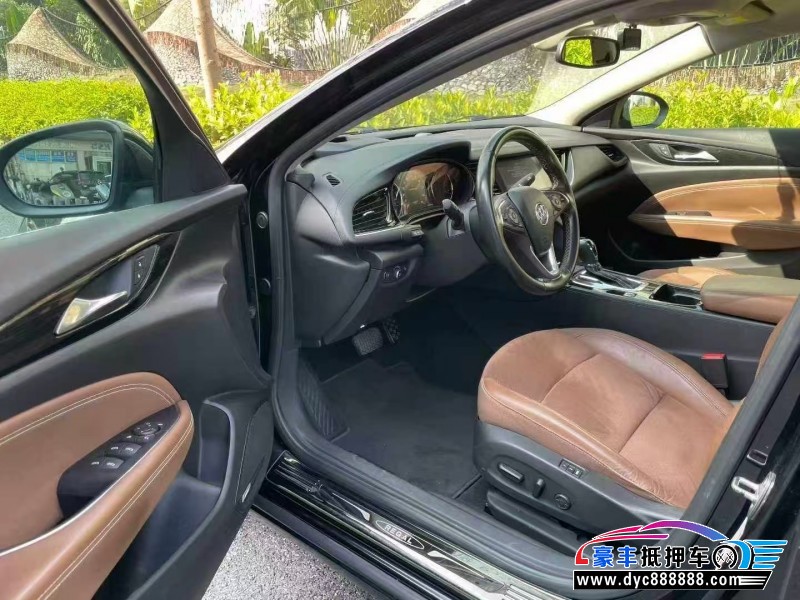 18年别克君威轿车抵押车出售