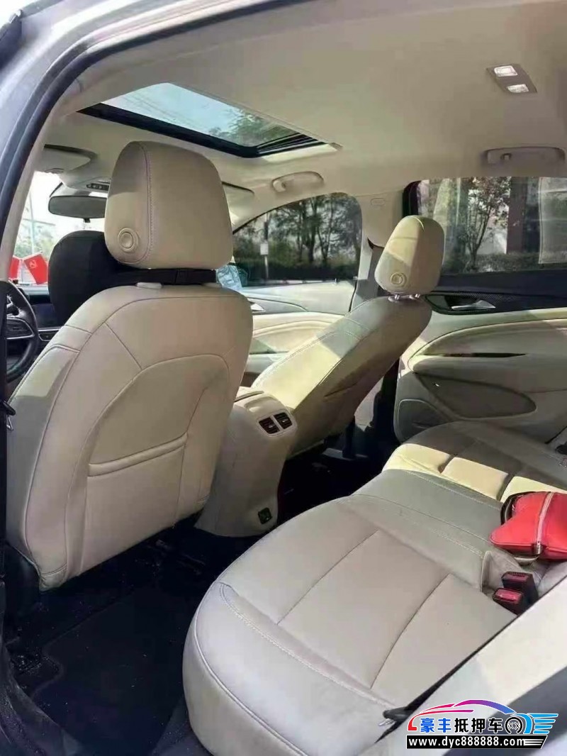 20年别克君威轿车抵押车出售