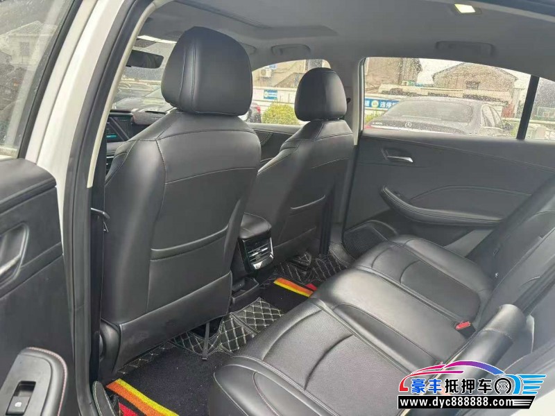 23年荣威i5轿车抵押车出售