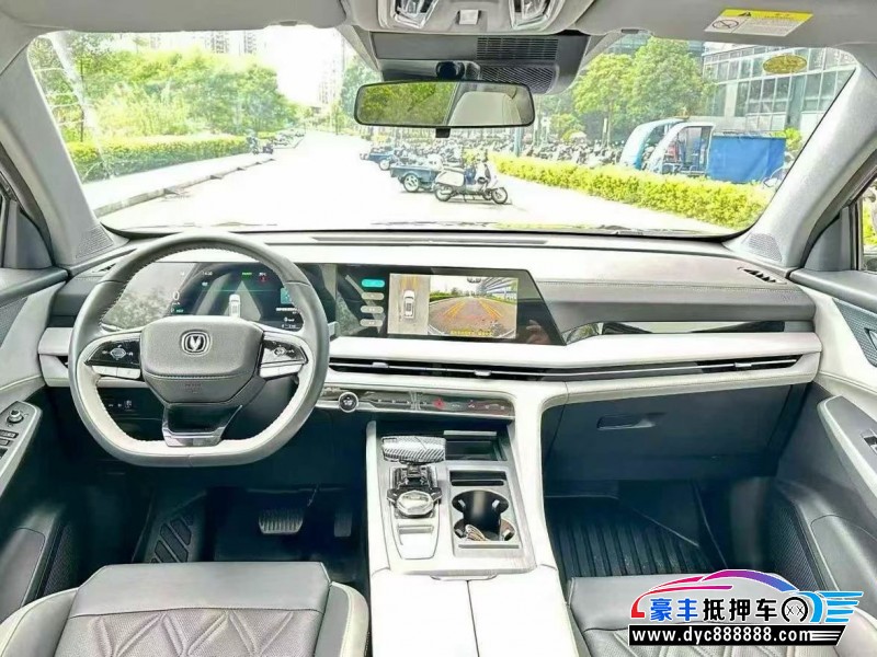 25年长安CS75轿车抵押车出售