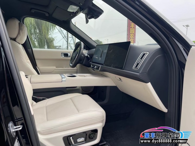 24年理想L9轿车抵押车出售