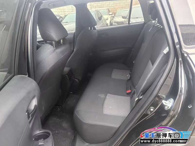 24年丰田锋兰达轿车抵押车出售