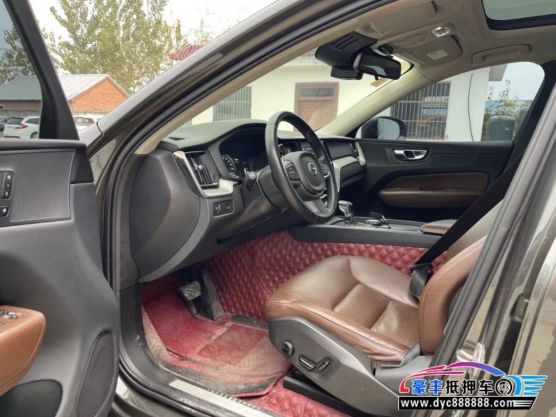 19年沃尔沃XC60轿车抵押车出售