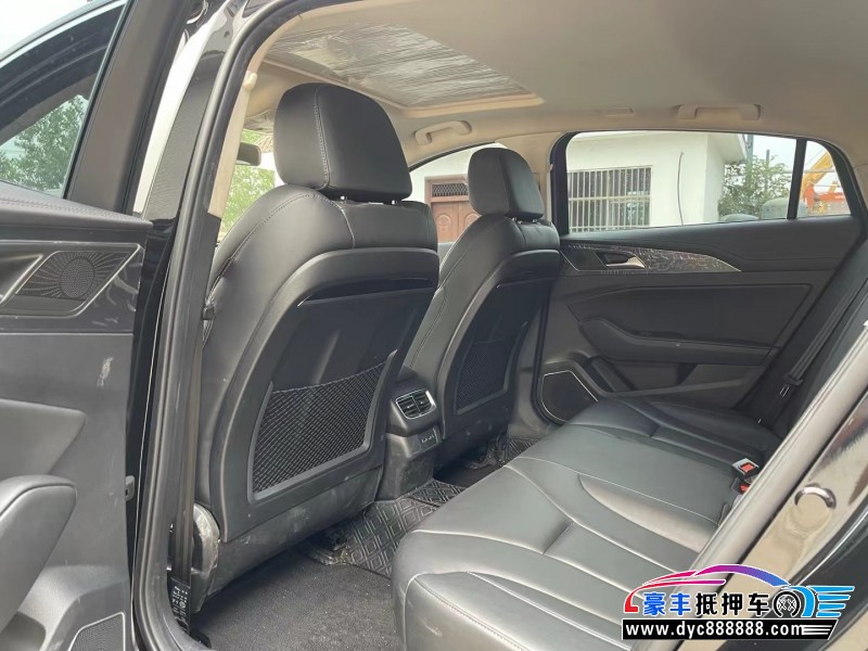 22年红旗H5轿车抵押车出售