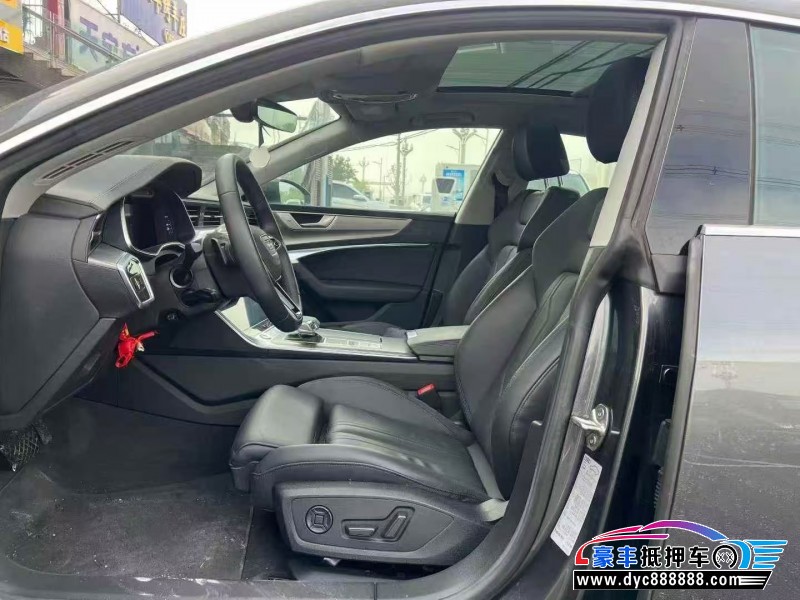 23年奥迪A7轿车抵押车出售