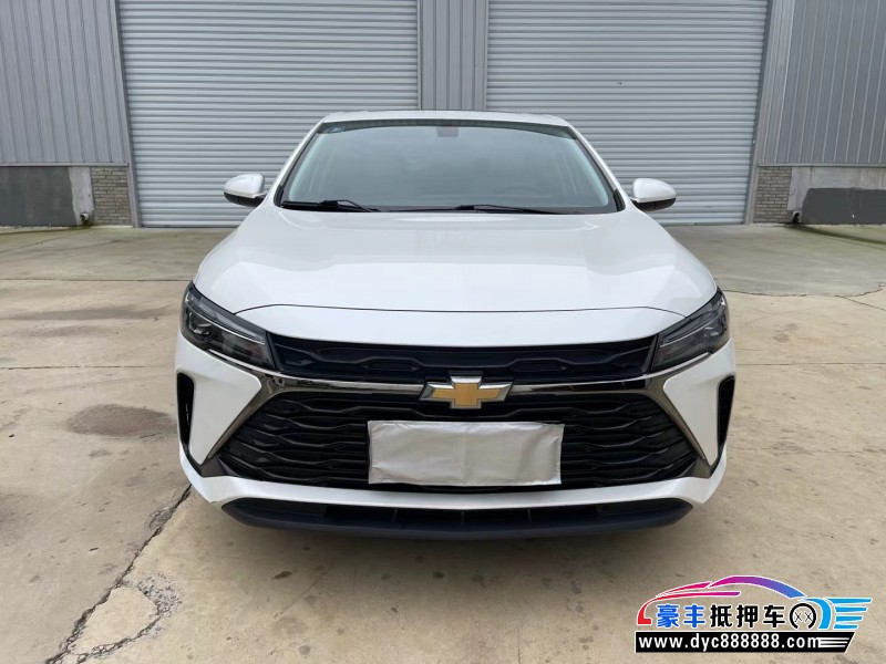 抵押车出售23年雪佛兰科鲁泽轿车