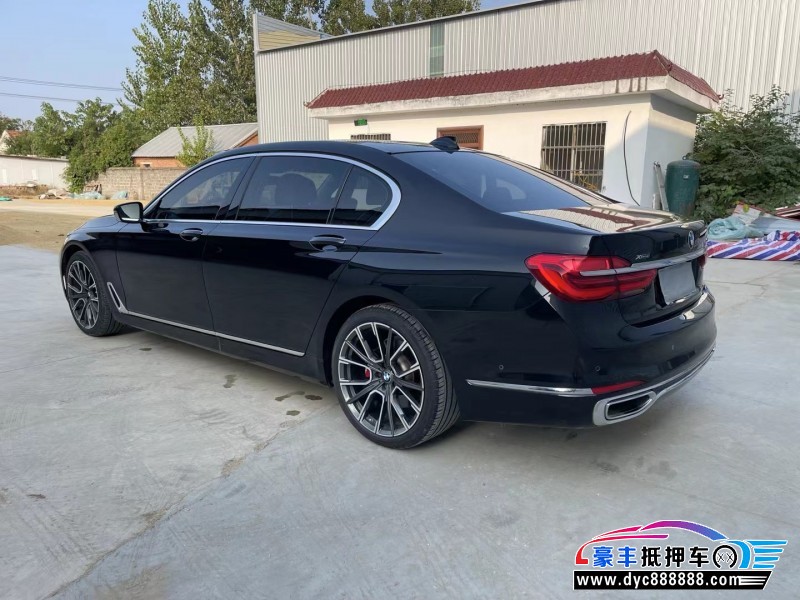 17年宝马7系轿车抵押车出售