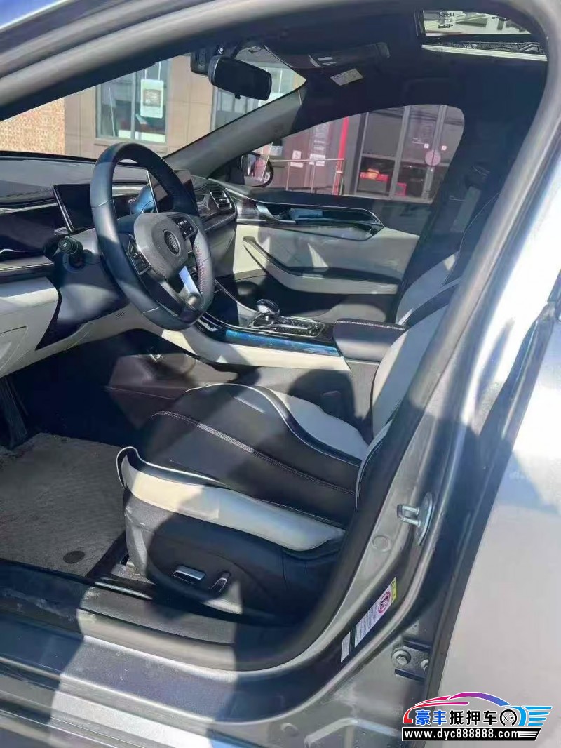 23年比亚迪秦轿车抵押车出售