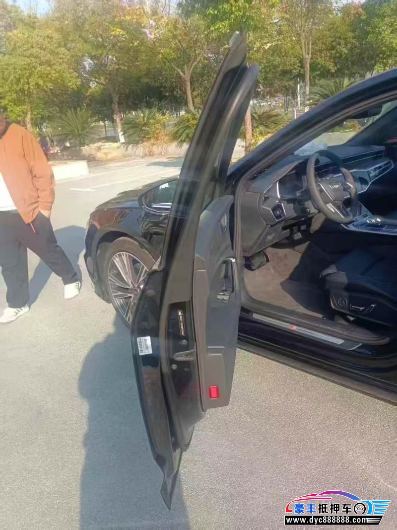 25年奥迪A6L轿车抵押车出售