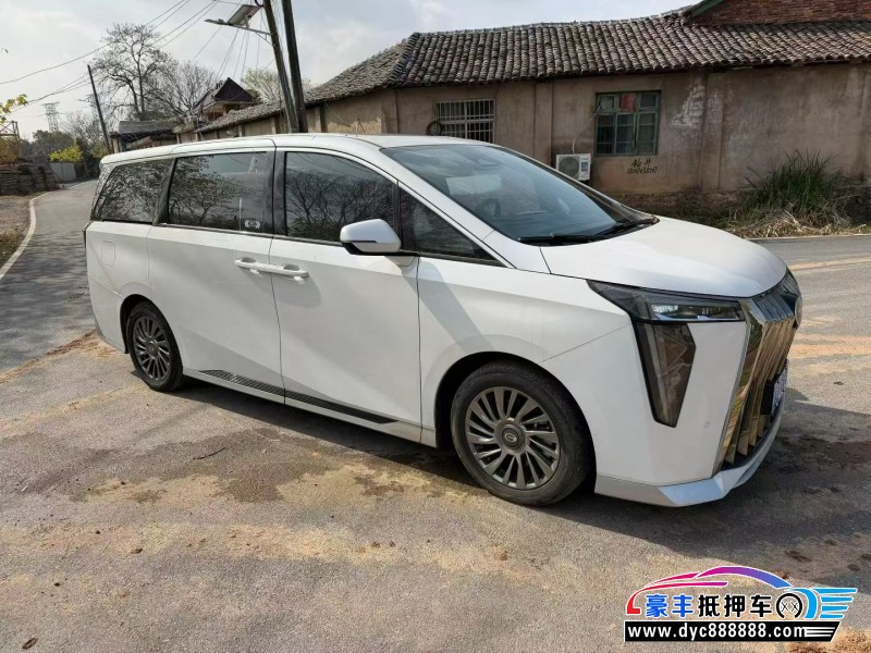 23年传祺M8轿车抵押车出售