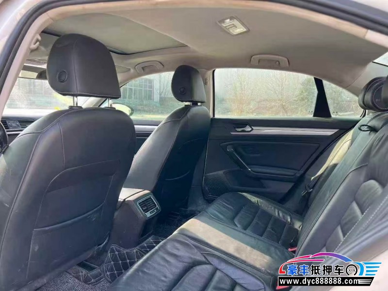 15年大众凌渡轿车抵押车出售