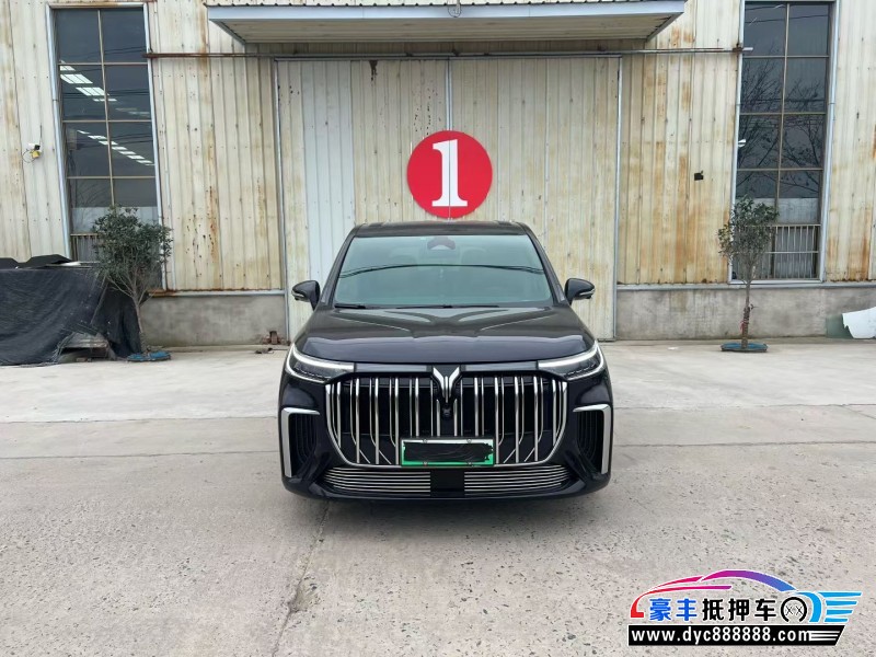 抵押车出售24年岚图梦想家轿车