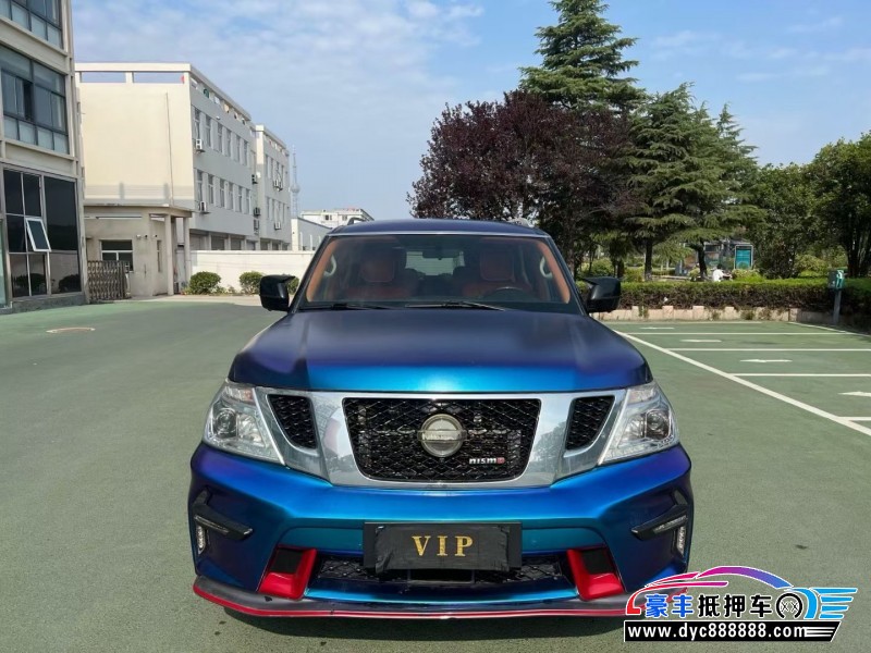 抵押车出售18年日产途乐轿车