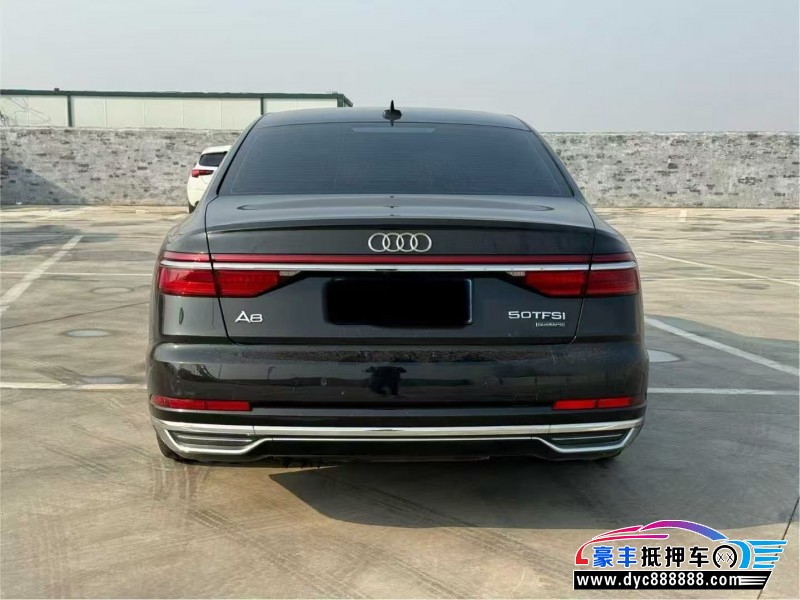 19年奥迪A8L轿车抵押车出售