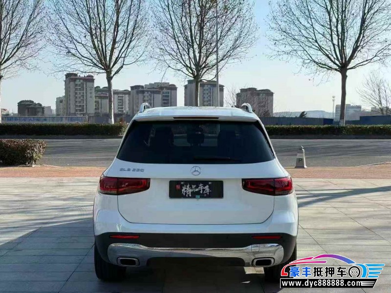 23年奔驰GLB轿车抵押车出售