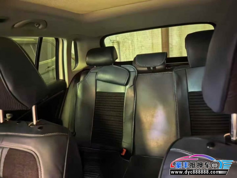 14年大众途观轿车抵押车出售