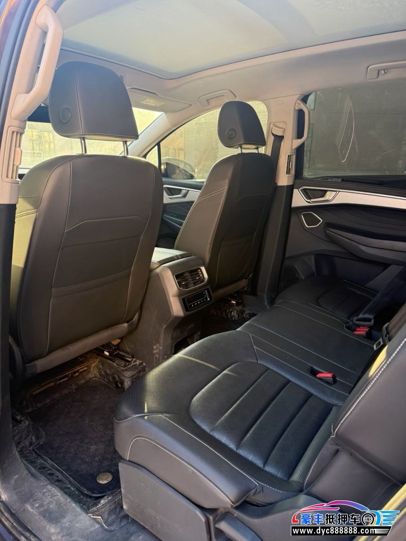 21年大众揽镜轿车抵押车出售