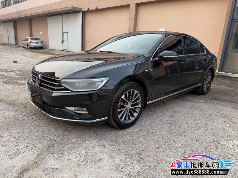 21年大众迈腾轿车抵押车出售