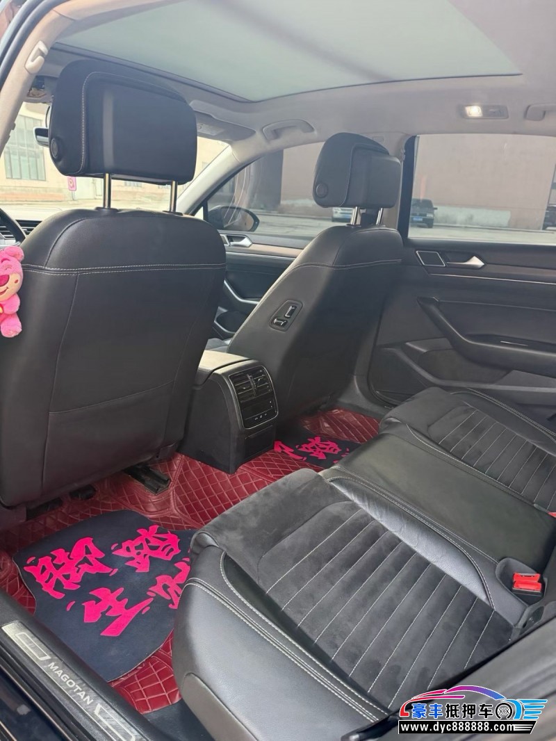 21年大众迈腾轿车抵押车出售