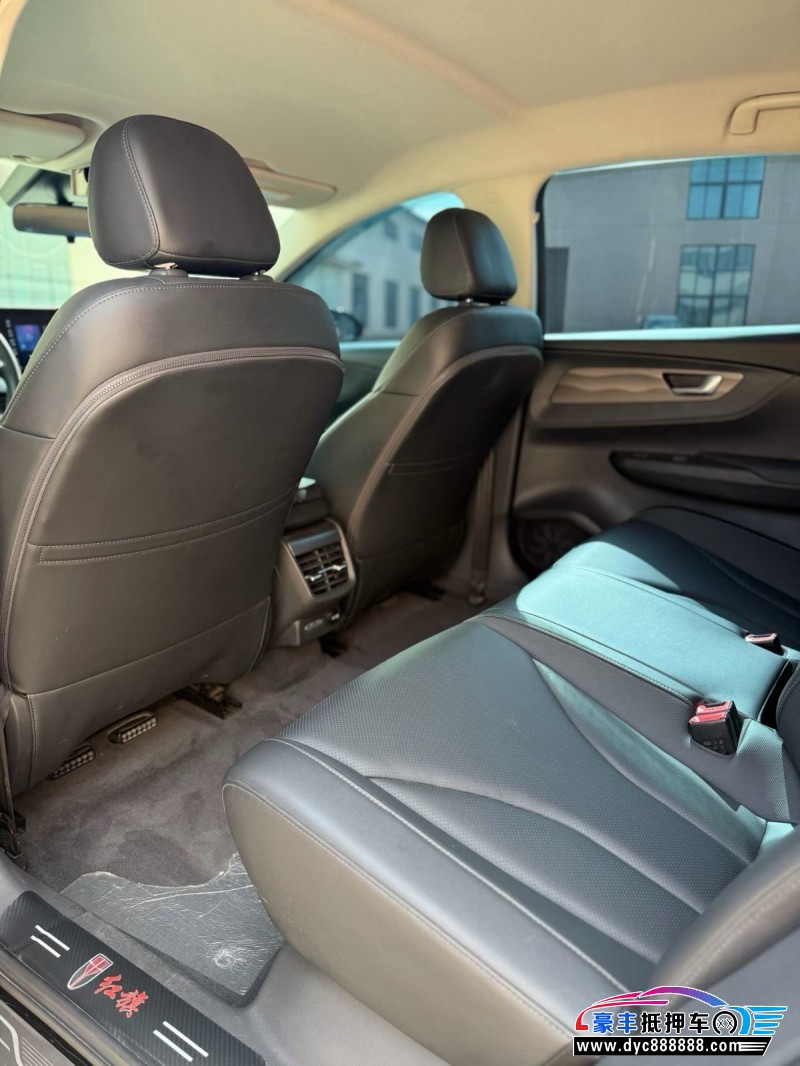 23年红旗EQM5轿车抵押车出售