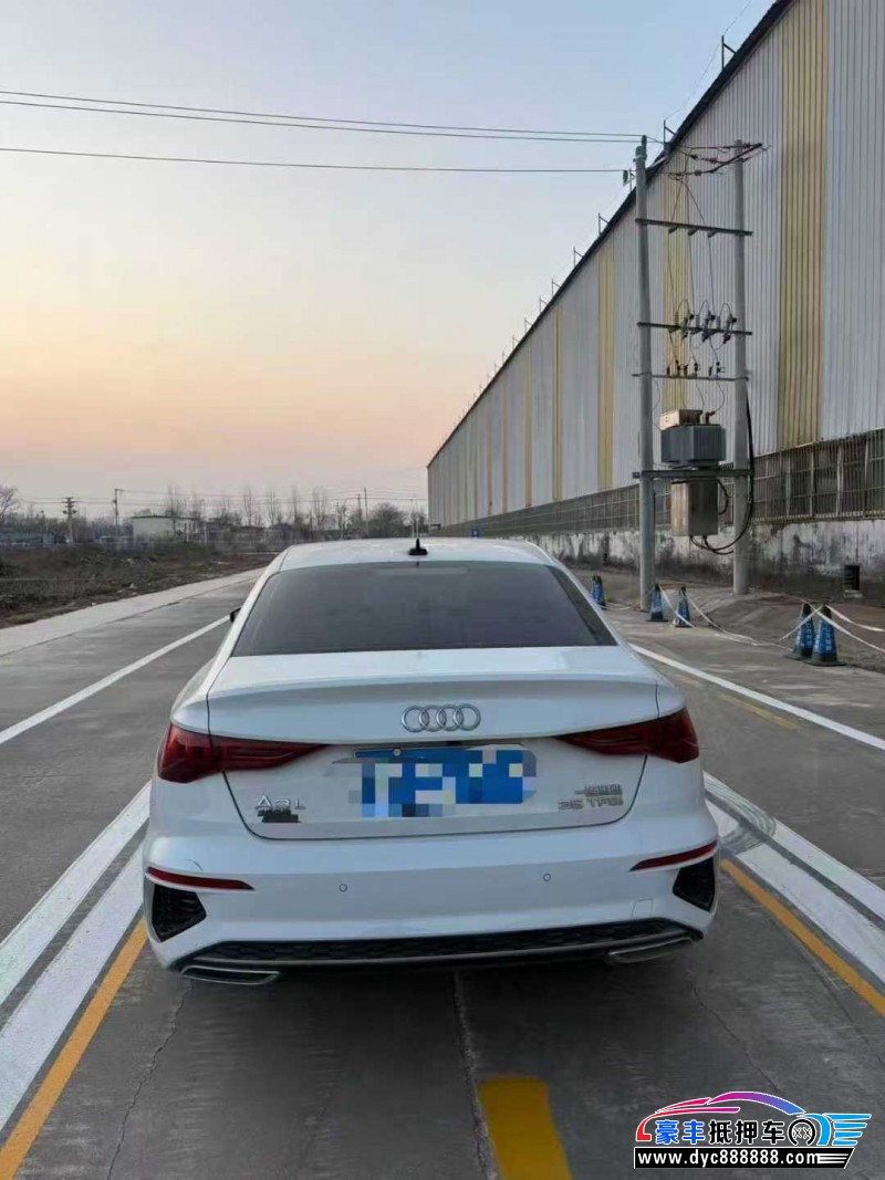 24年奥迪A3轿车抵押车出售