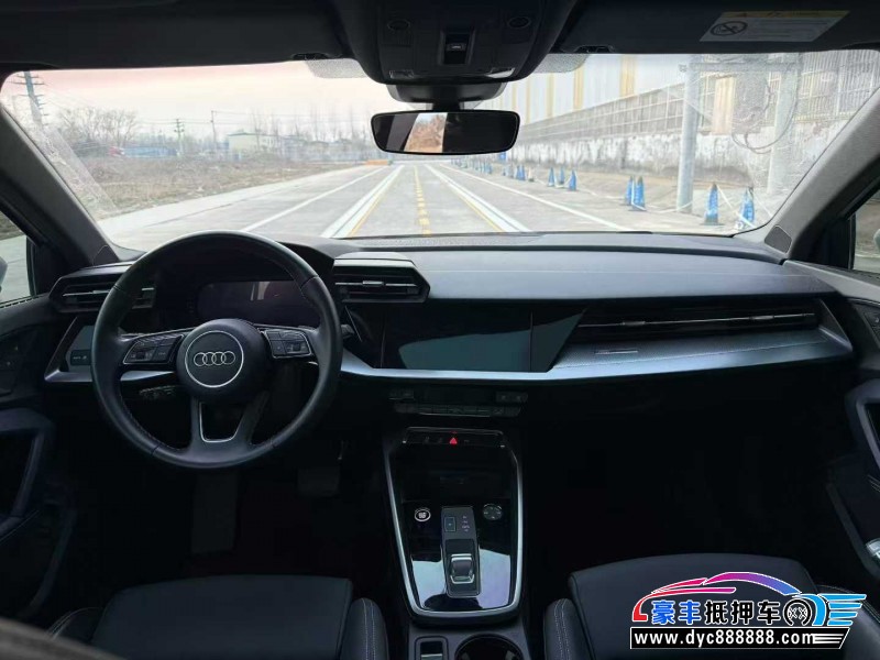 24年奥迪A3轿车抵押车出售