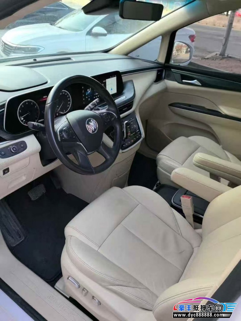 22年别克GL8轿车抵押车出售