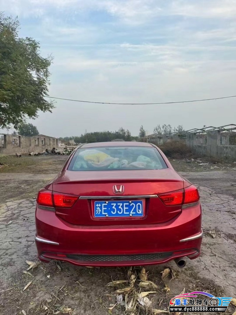 17年本田雅阁轿车抵押车出售