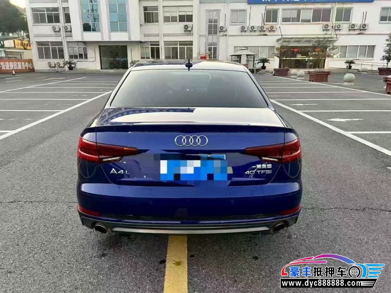 18年奥迪A4L轿车抵押车出售