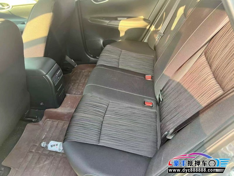 25年日产轩逸轿车抵押车出售