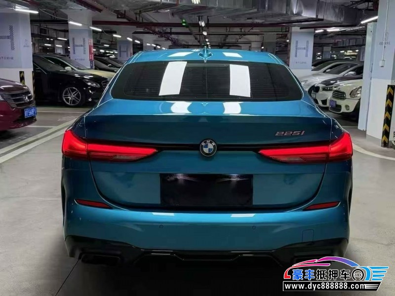 22年宝马2系轿车抵押车出售