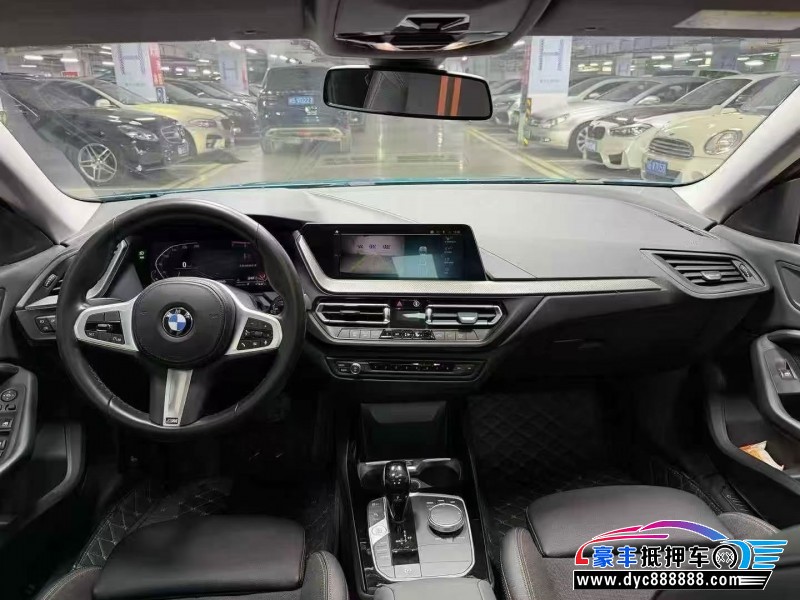 22年宝马2系轿车抵押车出售