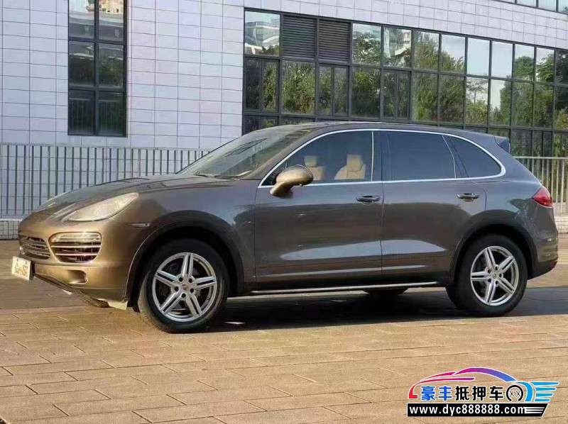 11年保时捷卡宴轿车抵押车出售