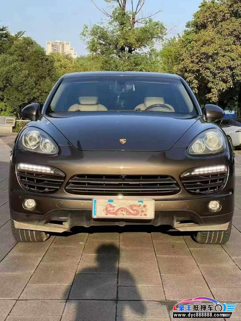 11年保时捷卡宴轿车抵押车出售