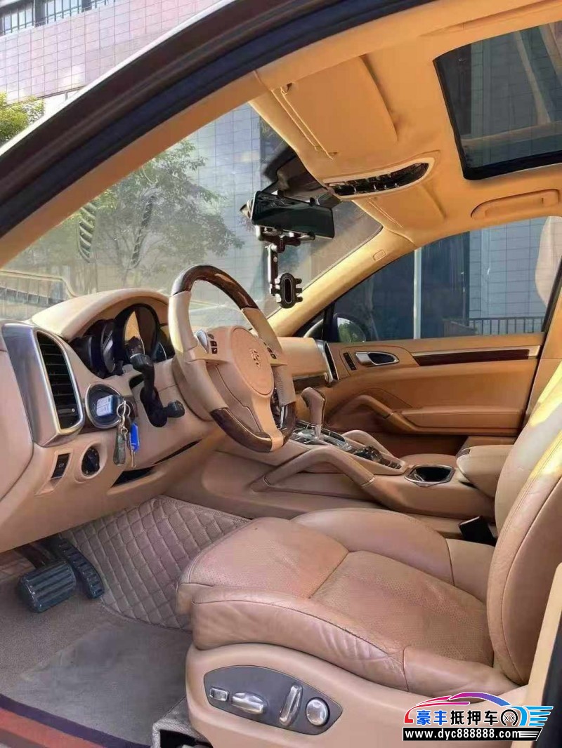 11年保时捷卡宴轿车抵押车出售