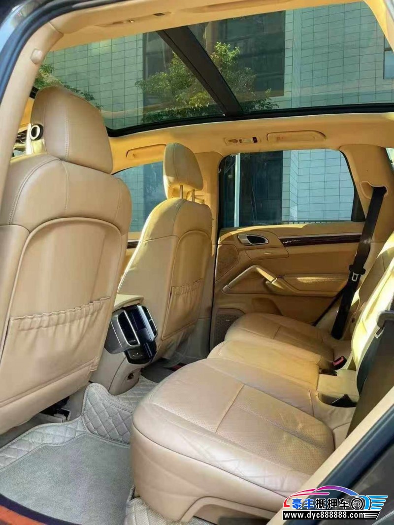 11年保时捷卡宴轿车抵押车出售