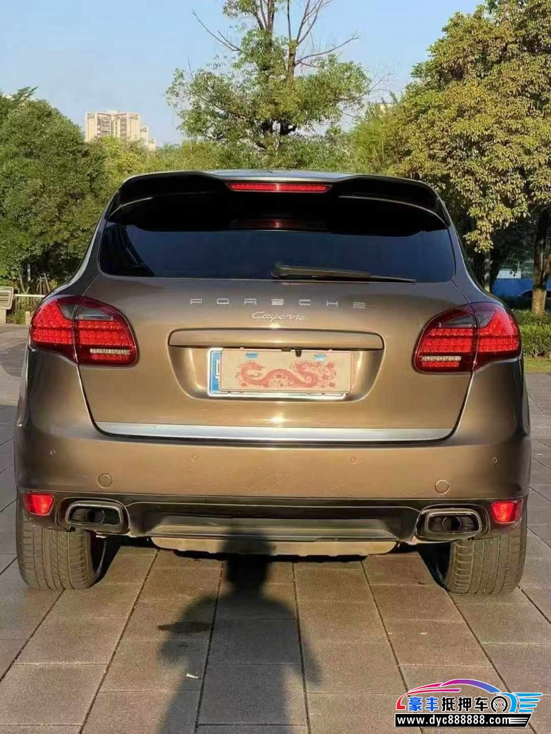 11年保时捷卡宴轿车抵押车出售