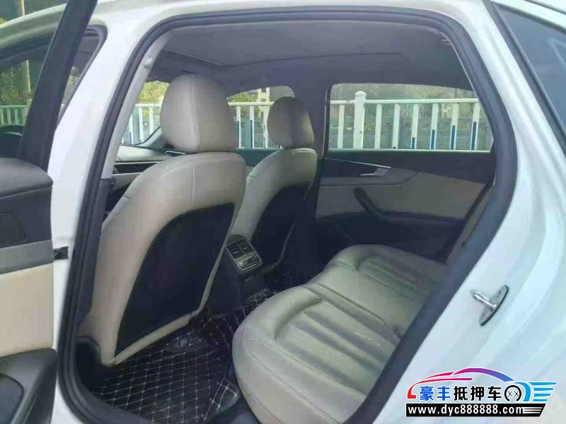 19年奥迪A4L轿车抵押车出售