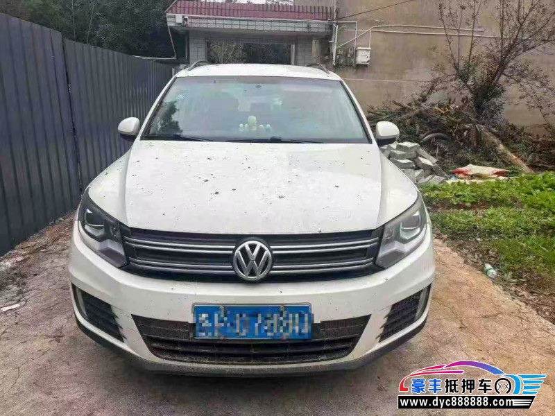 14年大众途观轿车抵押车出售