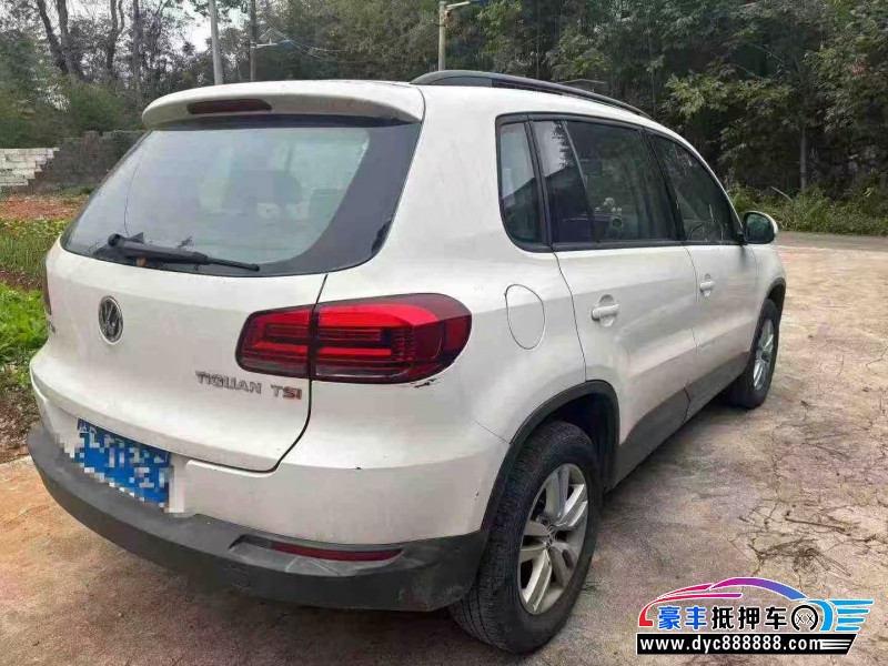 14年大众途观轿车抵押车出售