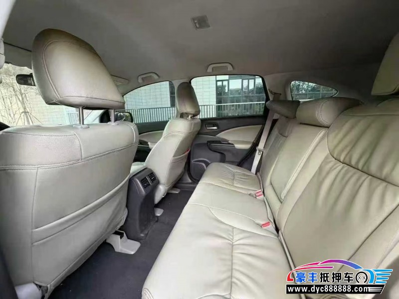 15年本田CR-V轿车抵押车出售