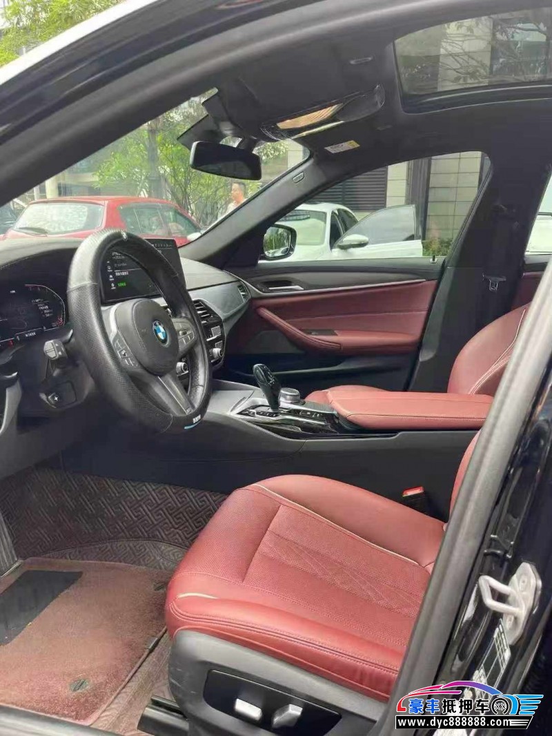 23年宝马5系轿车抵押车出售